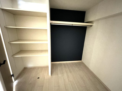 【洋室】 | ■さんくれーる茨木B棟■全面リノベーション工事の履歴有