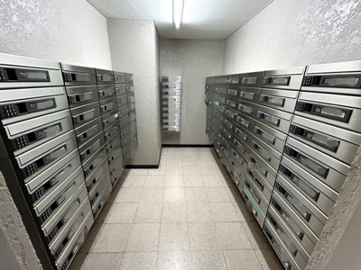 【エントランス】 | ■さんくれーる茨木B棟■全面リノベーション工事の履歴有