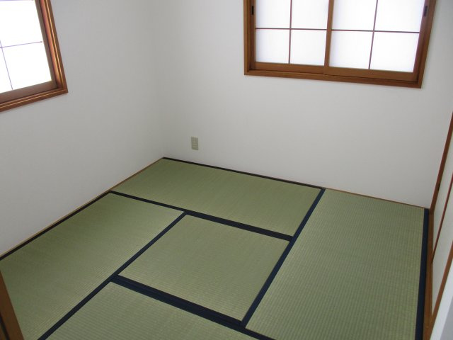 三郎丸二丁目（A-14）の和室