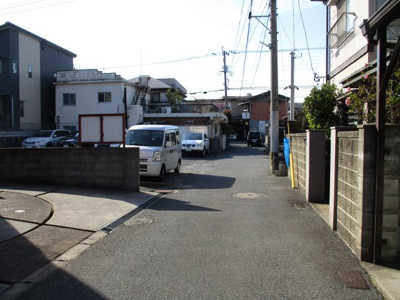 【前面道路含む現地写真】 | 三郎丸二丁目（A-14）