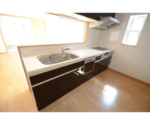 能ヶ谷四丁目戸建Ａのキッチン