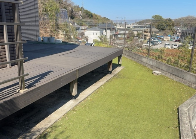 【庭】 | 庭があることでガーデニングや家庭菜園はもちろん、こどもの遊び場やペットを放して遊ぶことができます。また、家の周囲に余裕があるということです。隣地との間があれば、十分な日当たりと、風通しが確保できます。