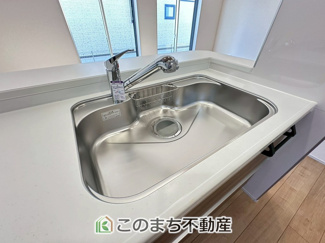 【キッチン】 | ブルーミングガーデン下野市駅東2丁目　 | 浄水カートリッジ式台所水栓でいつでもきれいなお水が飲めます☆