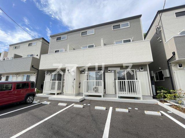 Like高野山B棟の駐車場