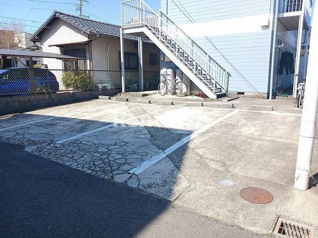 セゾン錦里の駐車場|駐車場