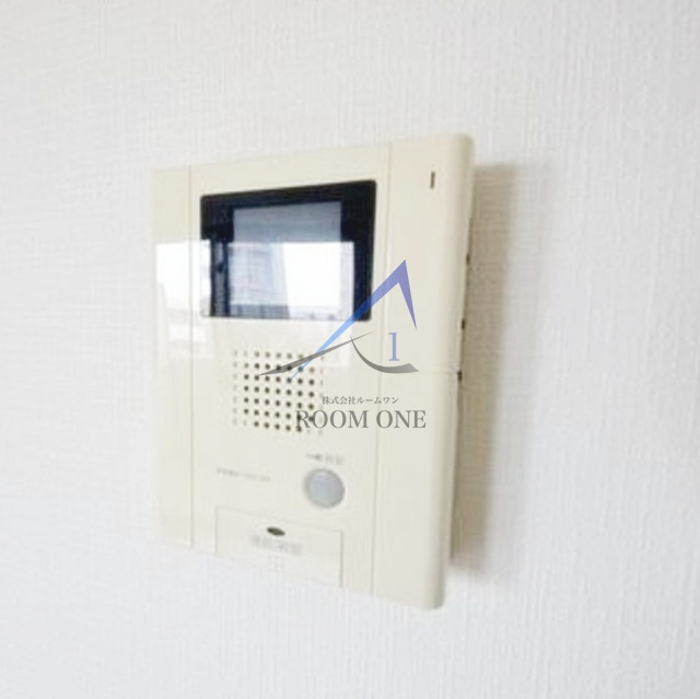 アイルズ東中野のセキュリティ|モニター付きインターホンです。