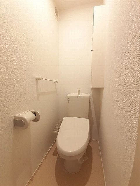 藤沢市辻堂元町５丁目のアパートのトイレ