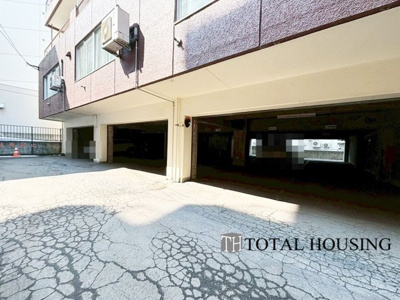 【駐車場】 | 中の島クロスハイツ | 平面駐車場です。