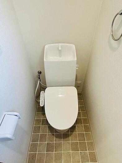 名古屋市緑区黒沢台２丁目の中古一戸建のトイレ