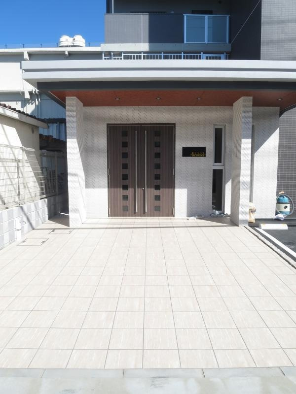 福岡市博多区博多駅南６丁目の賃貸マンションのエントランス|エントランス写真