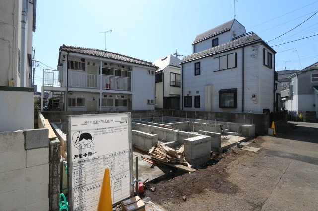 国分寺市東恋ヶ窪３丁目　Ａ号棟の外観|機能的でスタイリッシュな車庫付３階建て♪