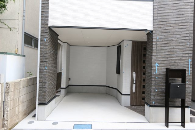 国分寺市東恋ヶ窪３丁目　Ａ号棟の外観|サミットストア・いなげやなど商業施設が充実♪