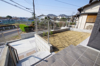 【庭】 | 【仲介手数料無料！！】稲城市平尾4丁目　新築戸建て（全2棟）2号棟　5599万円