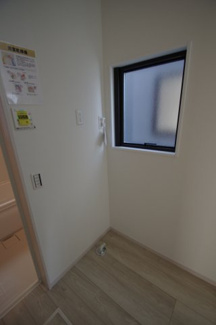 【ランドリースペース】 | 【仲介手数料無料！！】稲城市平尾4丁目　新築戸建て（全2棟）2号棟　5599万円