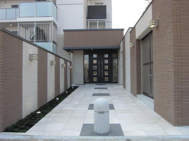 福岡市早良区小田部６丁目の賃貸マンションのエントランス|エントランス写真