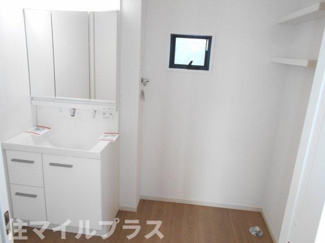 【独立洗面台】 | 郡山市富久山町八山田新築一戸建て2棟 | 独立洗面台です
