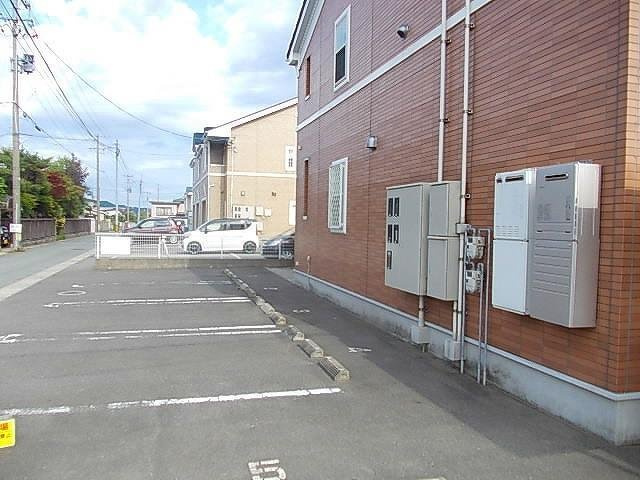 レジェンド本多の駐車場|駐車場があります