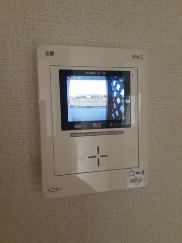 クローバー・Ⅲのセキュリティ|TVモニター付きで安心です☆