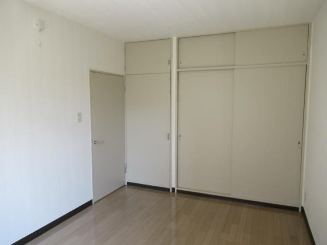 鉄飛坂マンションの収納