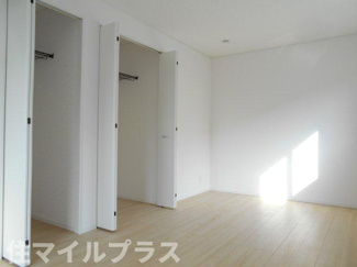 【洋室】 | 郡山市昭和1丁目新築一戸建て5棟 | 明るい洋室です