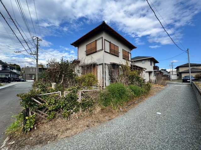 富士市比奈　売土地　69.28坪の外観|前面道路の幅員が広く、出入りしやすい土地です