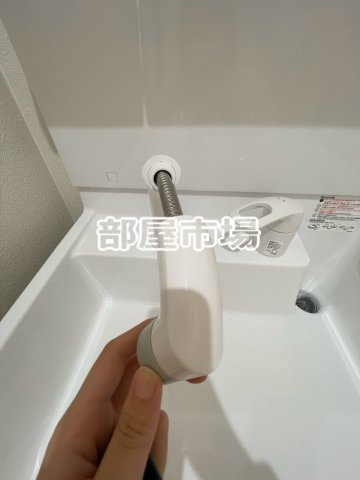 Brun Court Minamisenju -ブランコート南千住-の洗面所|シャワー付き洗面台