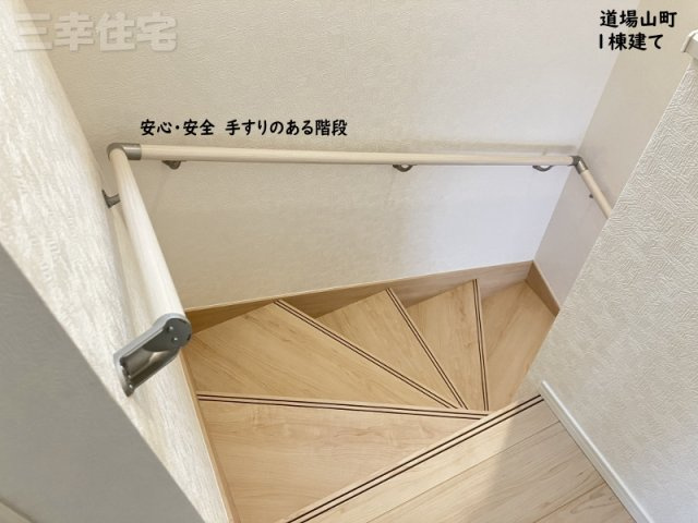 碧南市道場山町の収納|主寝室の収納
