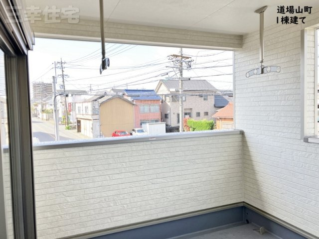 碧南市道場山町の収納|洋室の収納
