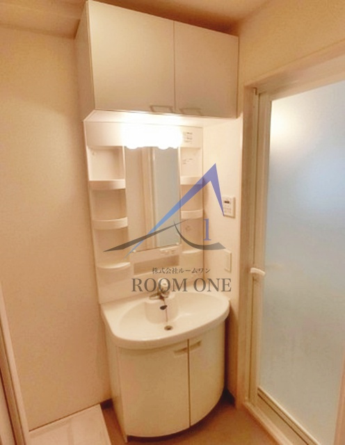 コートサイド山王の洗面所|洗面台です。