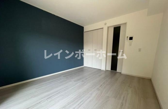 松戸市秋山１丁目のアパート