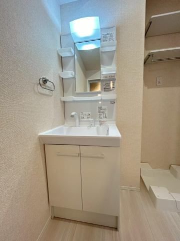 D-Invest栄町の独立洗面台|※同シリーズのイメージです