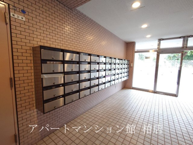 ＴＱレジデンス柏のロビー