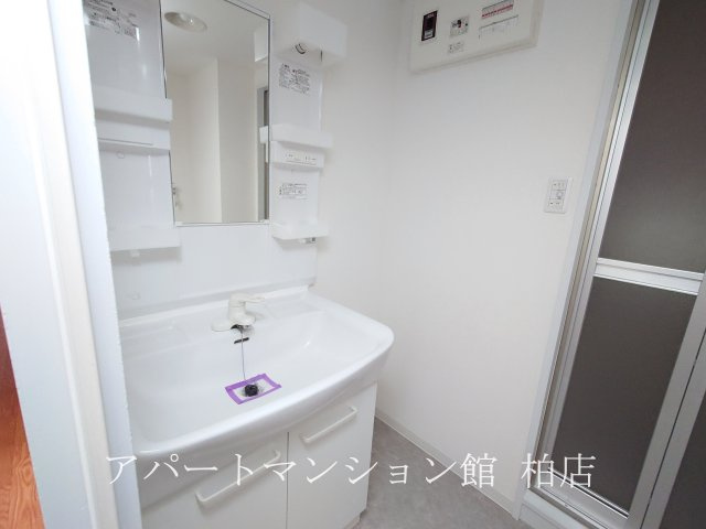 ＴＱレジデンス柏の独立洗面台