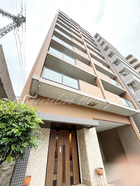 横浜市西区平沼１丁目の賃貸マンションの外観