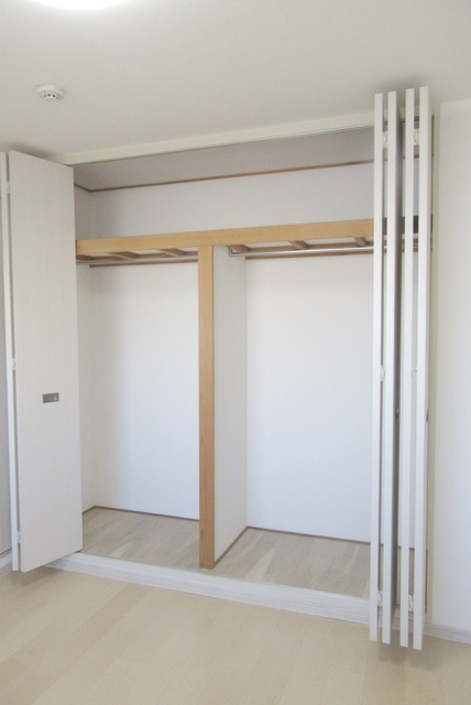 SWEET　HILLS瑞江の収納|大容量の収納スペースです♪