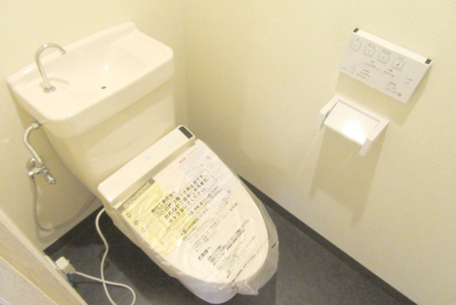 SWEET　HILLS瑞江のトイレ|温水洗浄便座完備で快適です♪