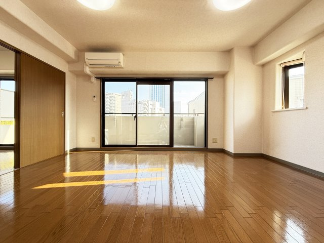 プレステージの居間・リビング