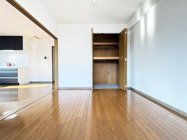 プレステージの洋室