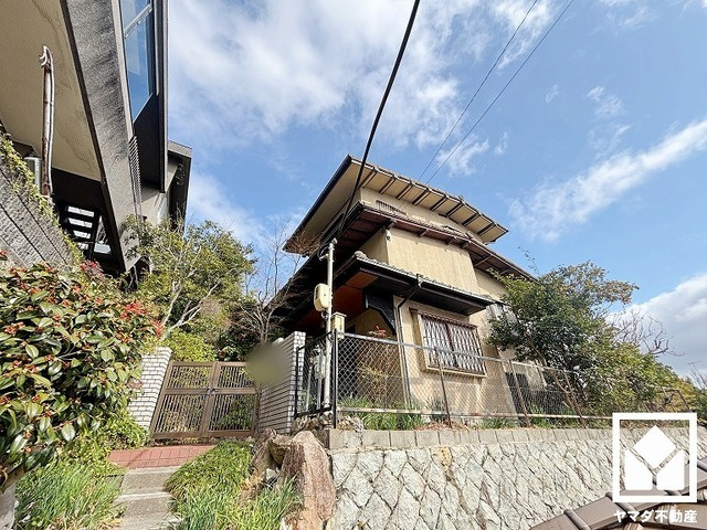 西宮市甲陽園西山町の外観
