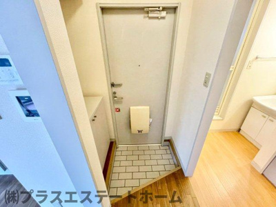 【玄関】 | フレグランス谷御所A