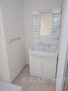 シャトルあすか　Ａの洗面所|シャンプードレッサー