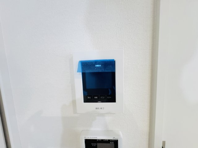 松戸市上本郷新築戸建【上本郷第二小学校:2分】のセキュリティ|来客時も安心のTVモニター付きインターフォン