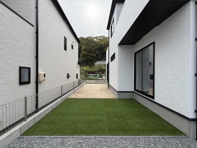 【庭】 | グラファーレ岡山市大安寺中町 (全2棟)