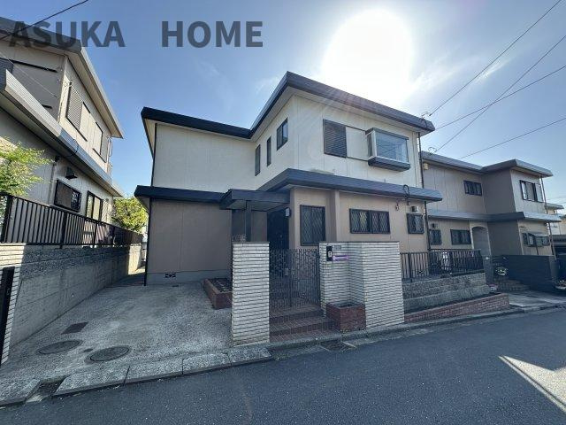 下永谷2丁目　建物１３０㎡以上の５LDK　の外観|下永谷駅まで徒歩19分、５LDK軽量鉄骨セキスイハイム施工のリノベーション住宅です。