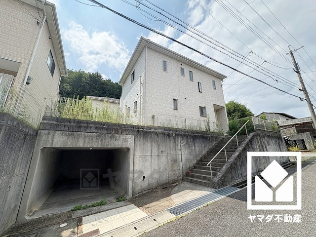 西宮市名塩平成台の外観|全居室フローリングでお掃除ラクラクです。
