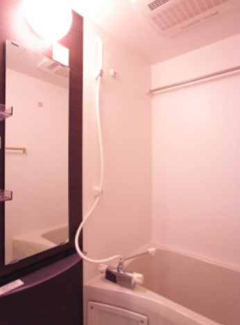 リブリ・ウインドⅡの浴室