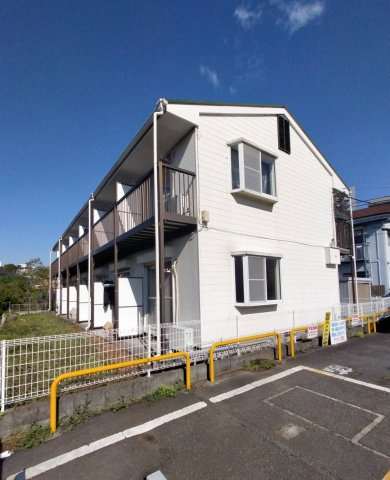 国分寺市東元町３丁目のアパートの外観