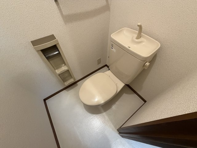 クリスタル武庫川のトイレ