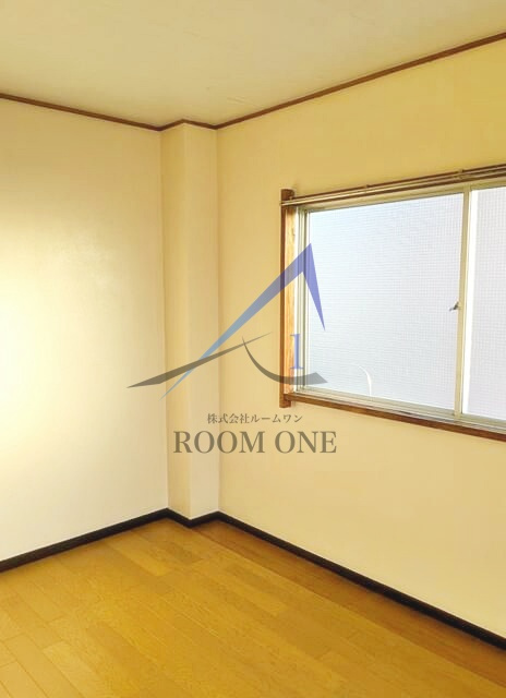 木之本ビルの居間・リビング|洋室のお部屋です。