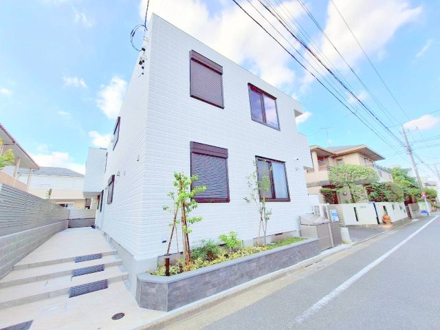 Ｖｉｌｌａ　Ｐｅｒｓｉｍｍｏｎ（ヴィラ　パーシモン）の外観|★７月入居開始♪省エネ・断熱性に優れた旭化成ヘーベルメゾン新築物件★